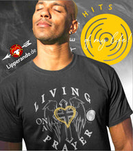 Lade das Bild in den Galerie-Viewer, GREATEST HITS - MUSIC-SHIRT - LIVING on a PRAYER - Herren Shirt