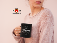 Lade das Bild in den Galerie-Viewer, LIPPECITYDESIGNS - Schlangen - Tasse