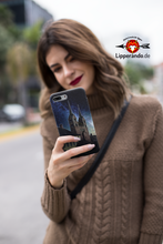 Lade das Bild in den Galerie-Viewer, HÖXTERDesigns - HÖXTER-CORVEY - iPhone 11 Handyhülle