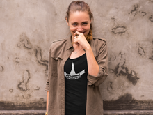 Lade das Bild in den Galerie-Viewer, LIPPEDesigns - ORIGINAL OWL - Damen Premiumshirt