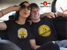 Lade das Bild in den Galerie-Viewer, LIPPEDesigns -BLACK HORSE DISCOTHEK - Damenshirt