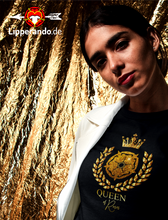 Lade das Bild in den Galerie-Viewer, LIPPEDesigns- Queen of Roses - Damenshirt