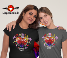 Lade das Bild in den Galerie-Viewer, FUNSHIRT - LIPPERANDO - KAMELLE - Damenshirt